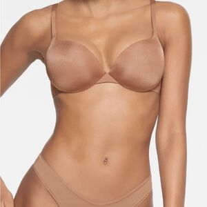 SKIMS ULTIMATE BRA NWT